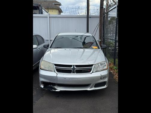 2012 Dodge Avenger SE