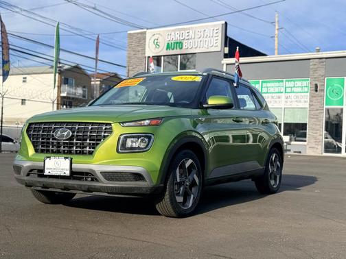 2024 Hyundai VENUE SEL