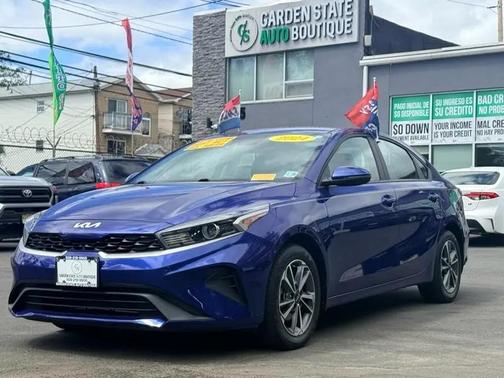 Deep Sea Blue 2024 Kia Forte LXS