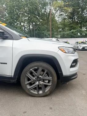 Silver Zynith Metallic Clearcoat 2026 Jeep Compass Limited