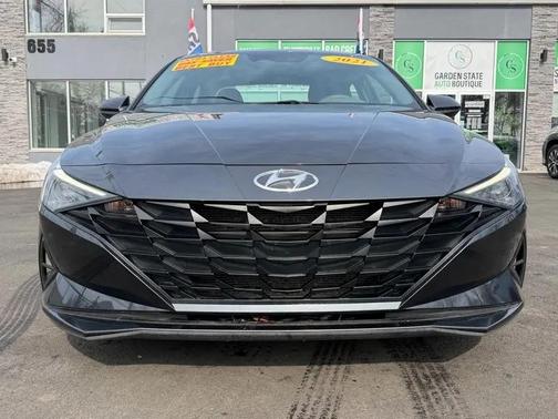 2021 Hyundai ELANTRA SEL