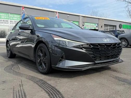 2021 Hyundai ELANTRA SEL