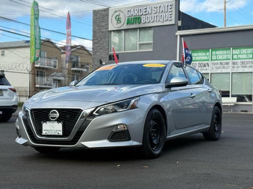 2022 Nissan Altima S FWD