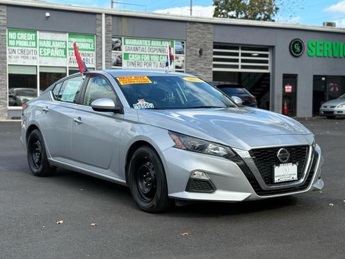 2022 Nissan Altima S FWD