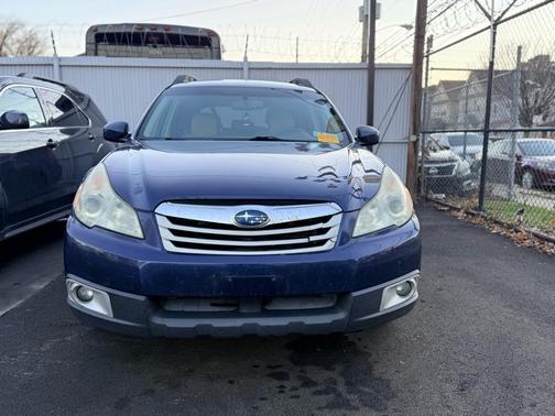 2010 Subaru Outback 2.5 i Premium