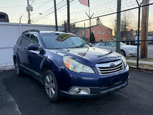 2010 Subaru Outback 2.5 i Premium