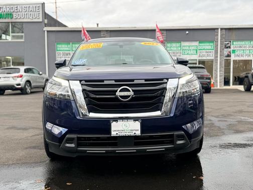2022 Nissan Pathfinder S 4WD