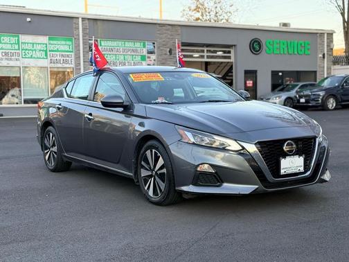 2022 Nissan Sentra SV