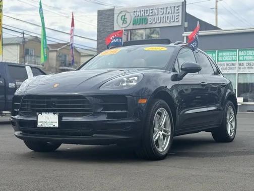 Blue 2021 Porsche Macan Macan S