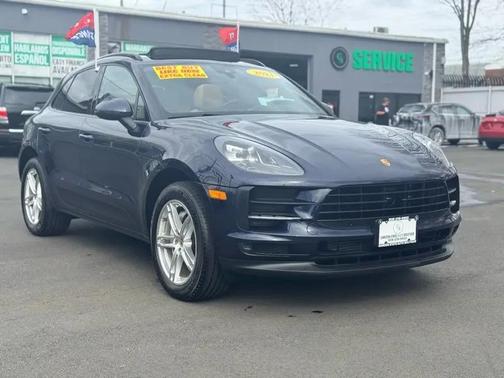 Blue 2021 Porsche Macan Macan S