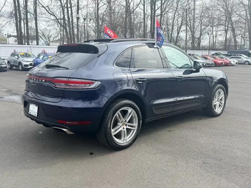 Blue 2021 Porsche Macan Macan S