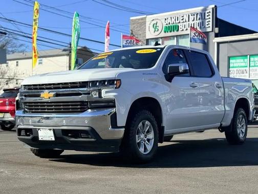 White 2021 Chevrolet Silverado 1500 LT