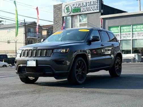 2021 Jeep Grand Cherokee Laredo