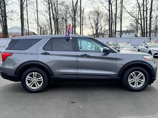 2022 Ford Explorer Base AWD