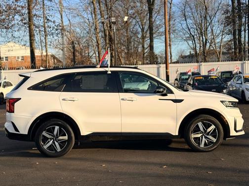 2023 Kia Sorento S
