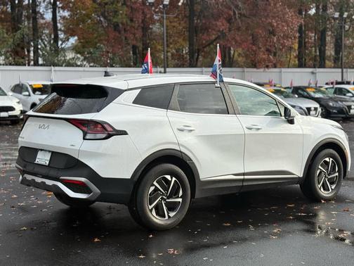 2023 Kia Sportage Hybrid LX