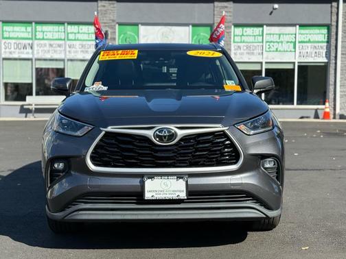 2021 Toyota Highlander XLE