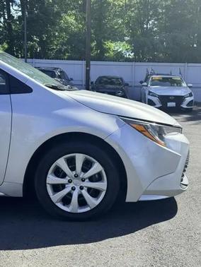 Classic Silver Metallic 2024 Toyota Corolla LE
