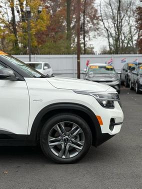 2023 Kia Seltos S AWD