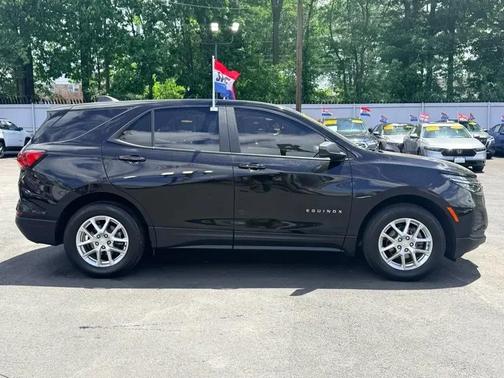 Mosaic Black Metallic 2023 Chevrolet Equinox LS