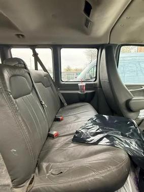 2011 Chevrolet Express 2500 LS