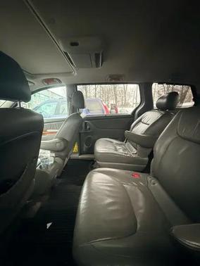 2008 Toyota Sienna XLE Limited