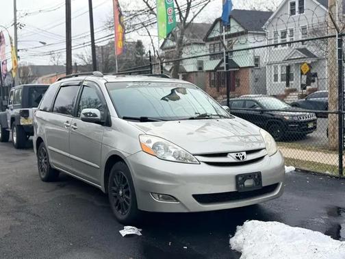 2008 Toyota Sienna XLE Limited