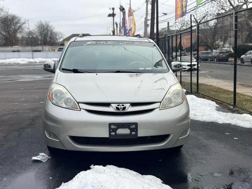 2008 Toyota Sienna XLE Limited