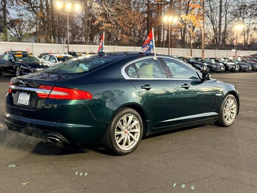 2014 Jaguar XF I4 T