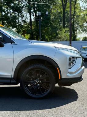 2023 Mitsubishi Eclipse Cross LE