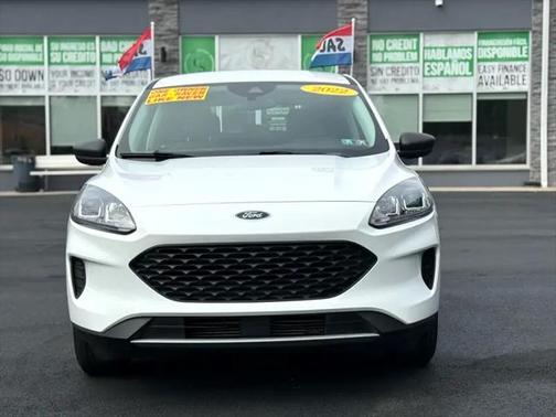 2022 Ford Escape S