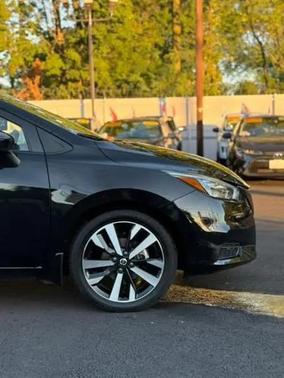 Super Black 2022 Nissan Versa 1.6 S