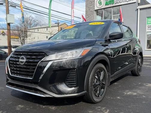 2024 Nissan Kicks S