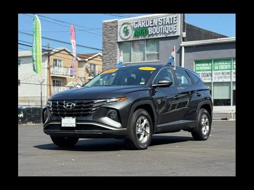 2023 Hyundai TUCSON SE