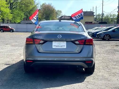 2022 Nissan Altima 2.5 SV