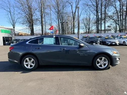 Shadow Gray Metallic 2020 Chevrolet Malibu 1LS