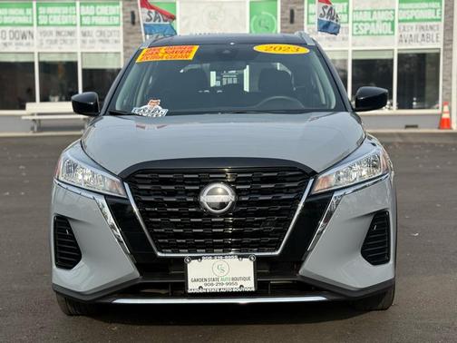 2023 Nissan Kicks SV