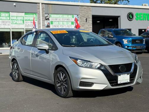 2021 Nissan Versa 1.6 SV