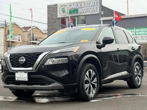 2022 Nissan Rogue SV