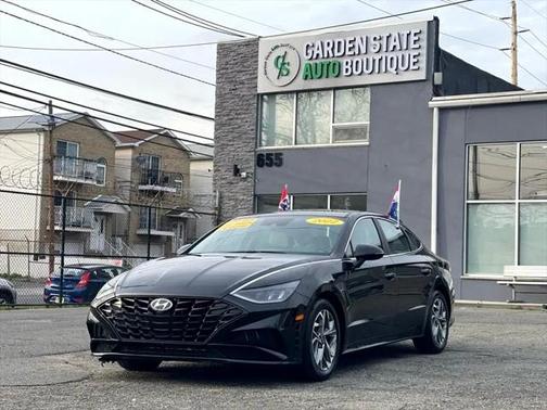 2022 Hyundai SONATA SEL
