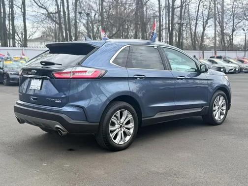 Blue Metallic 2019 Ford Edge Titanium