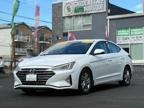 2020 Hyundai ELANTRA Limited