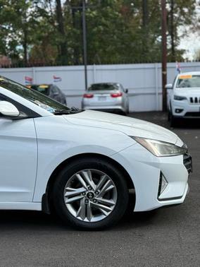 2020 Hyundai ELANTRA Limited