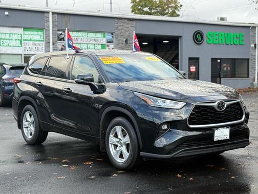 2020 Toyota Highlander LE