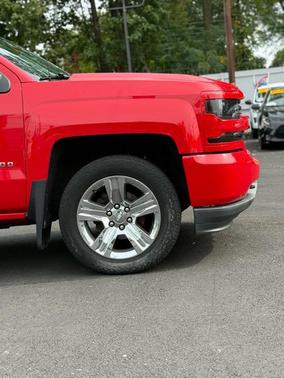 2018 Chevrolet Silverado 1500 Custom