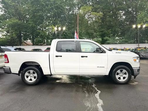 Bright White Clearcoat 2023 RAM 1500 Big Horn/Lone Star