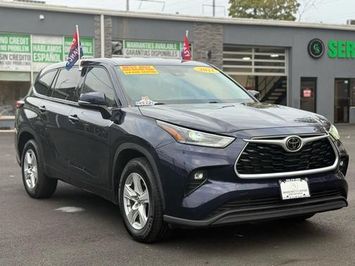 2021 Toyota Highlander LE