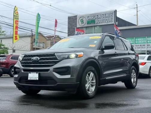 Carbonized Gray Metallic 2023 Ford Explorer XLT