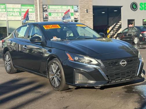 2023 Nissan Altima 2.5 SV