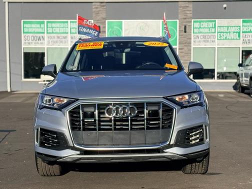 2022 Audi Q7 55 Premium Plus